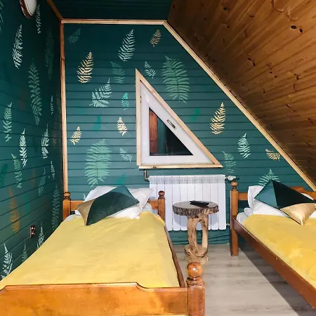 Karczma Lesniczanka Bed & Breakfast *