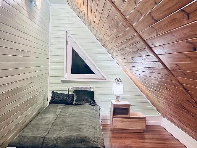 Karczma Lesniczanka Bed & Breakfast